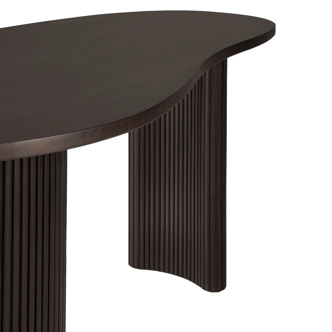 Boomerang Desk