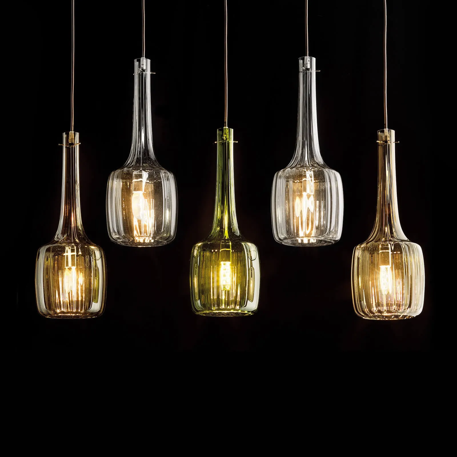 Bossanova Suspension Lamp - Composition