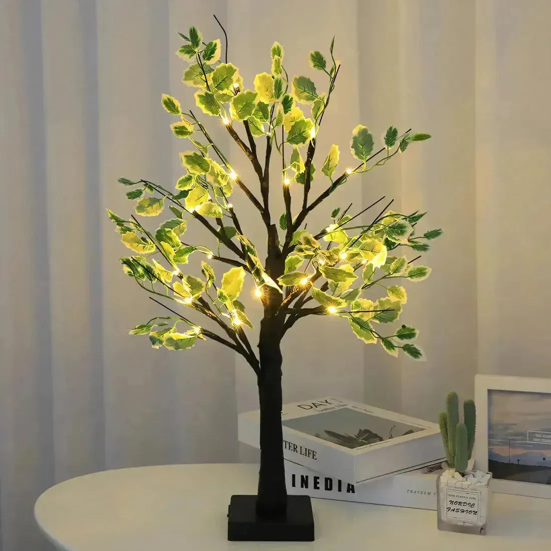 BrightTree Lampe - Leuchtender Baum Wohnkultur LED Lichter