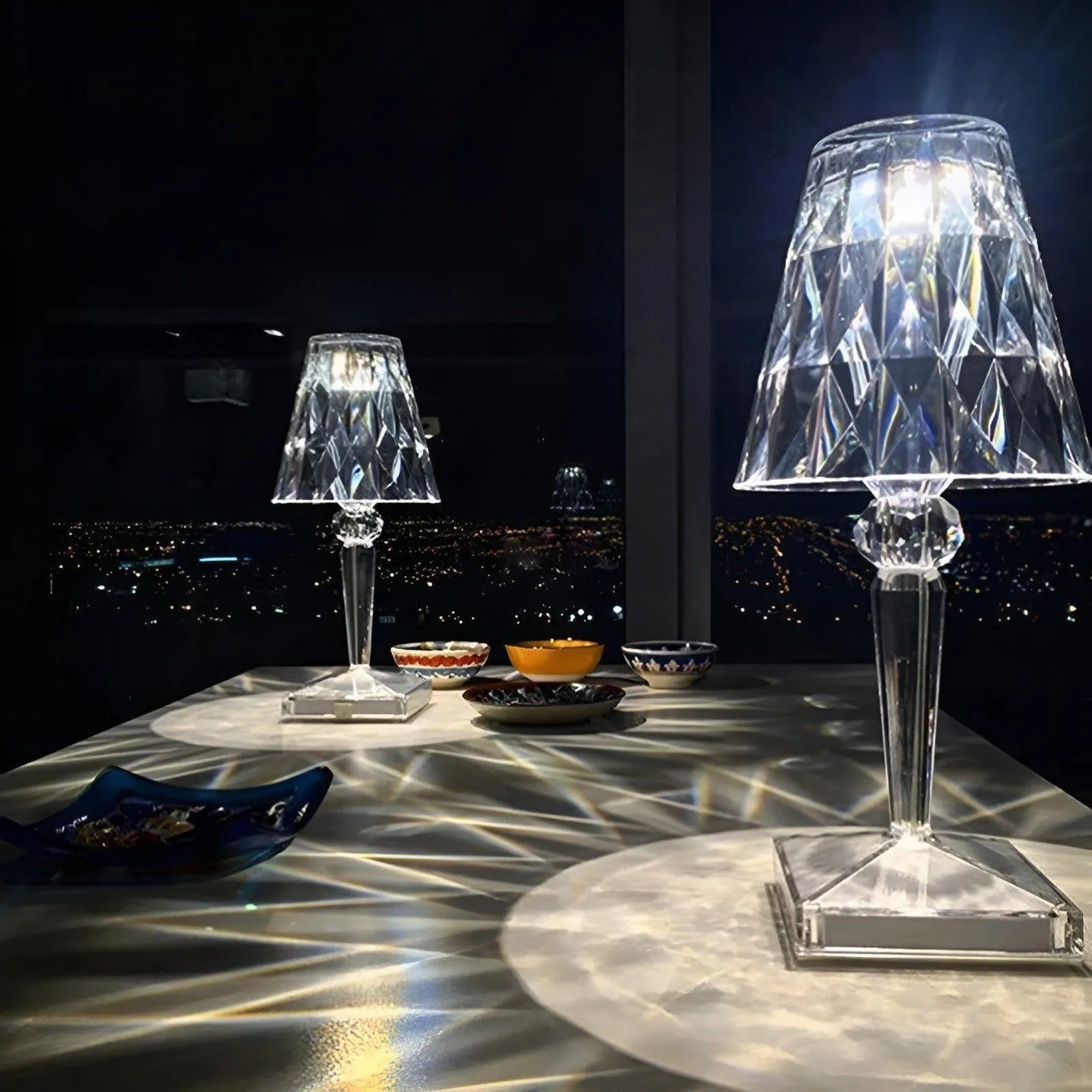 Diamond Glow - Kabellose USB Crystal Shine Nachttischlampe