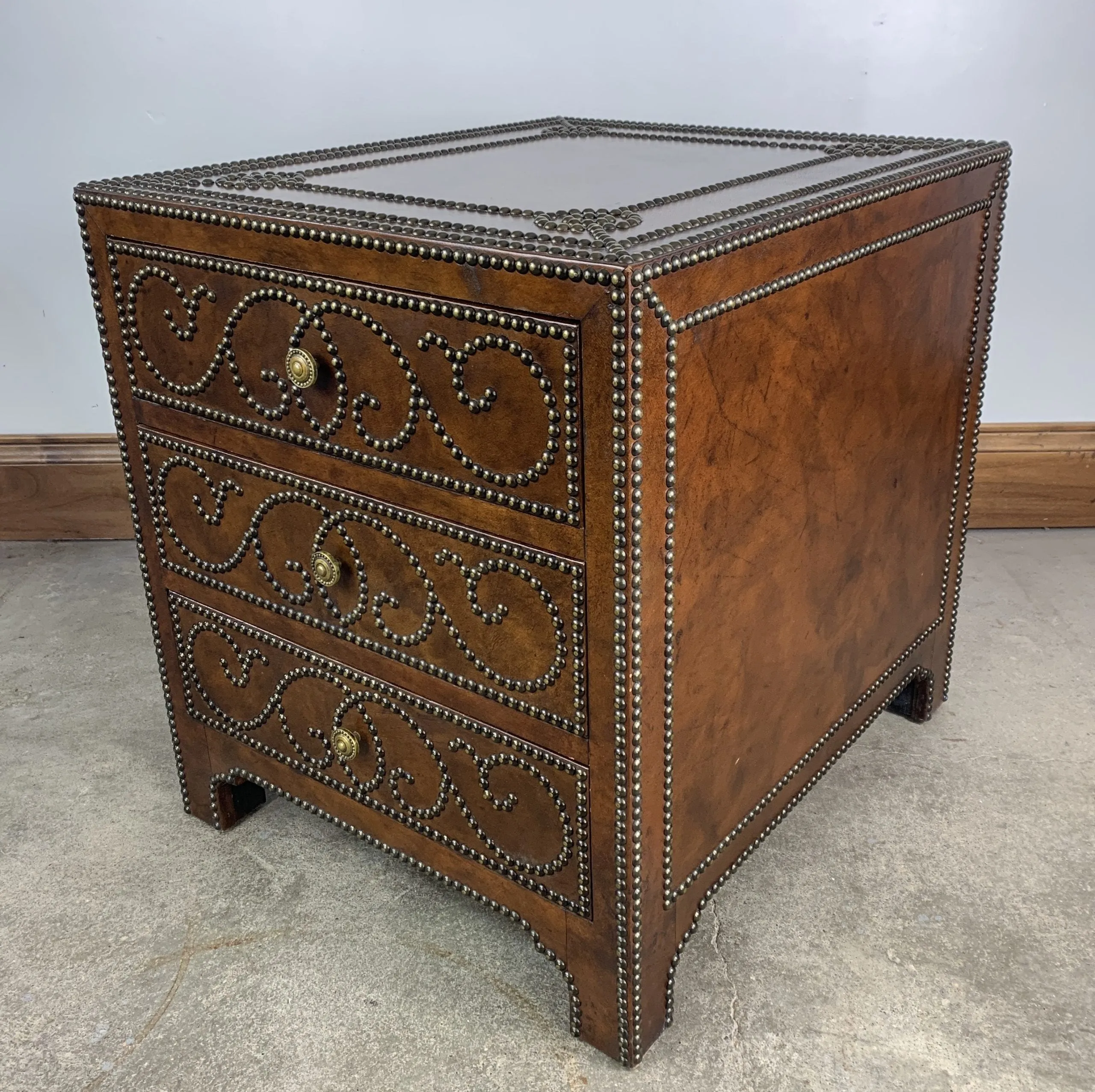 Drexel Heritage Bedside Cabinet, Side Cabinet, Leather, 3-Drawer