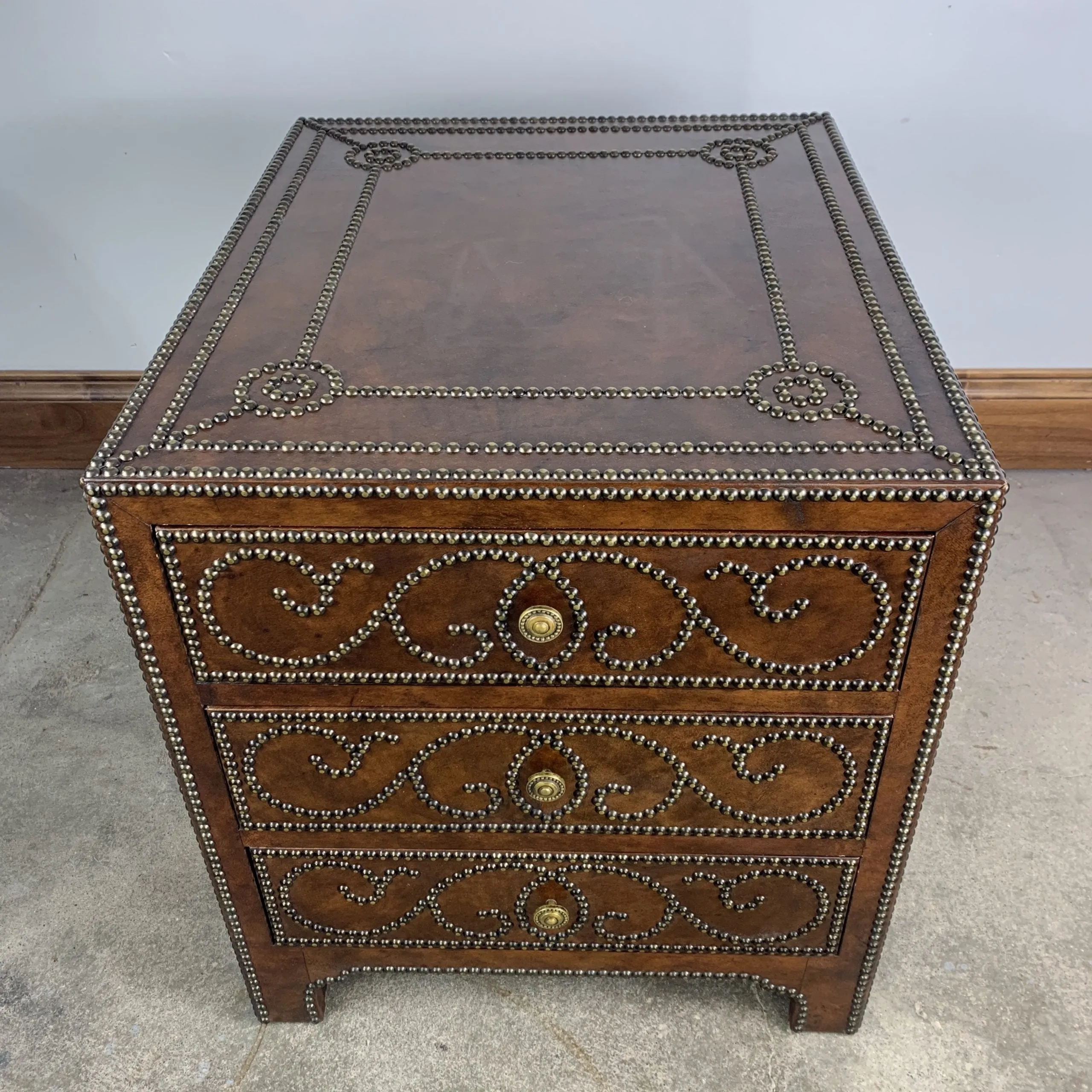 Drexel Heritage Bedside Cabinet, Side Cabinet, Leather, 3-Drawer