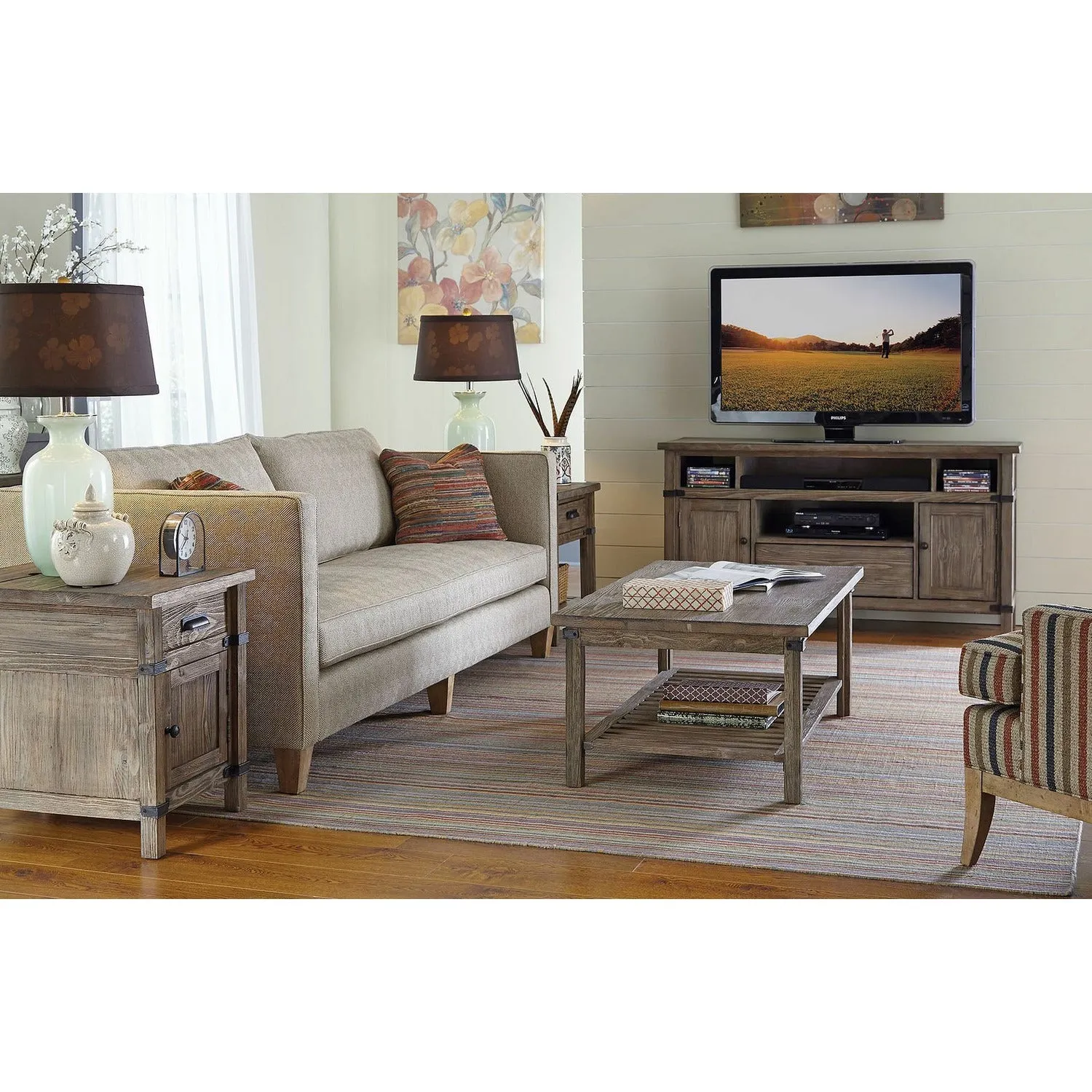 Foundry Entertainment Console