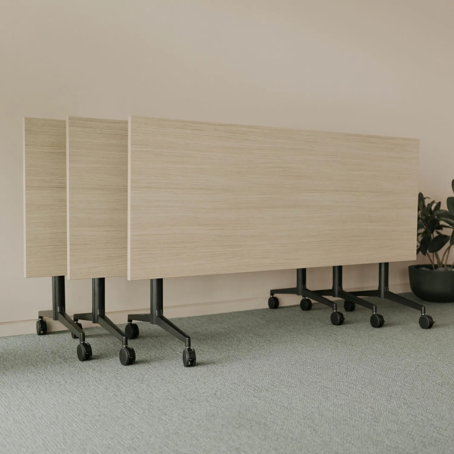Jive T-Base Flip Table