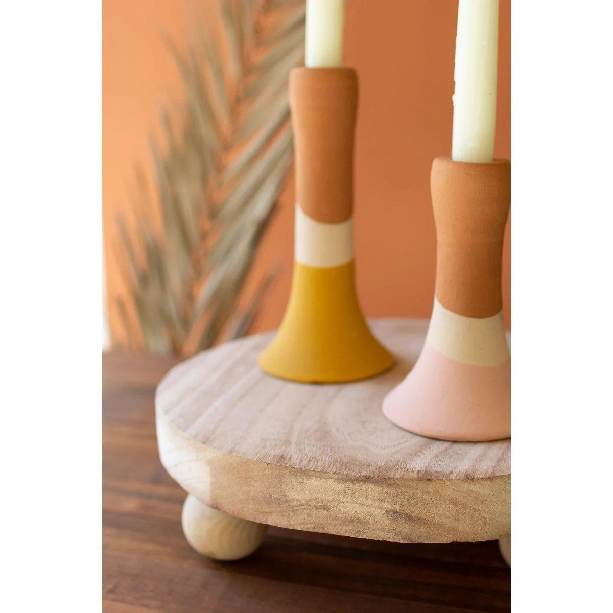 Kalalou - SET OF TWO ROUND WOODEN RISERS WITH BALL FEET - CFAN1064