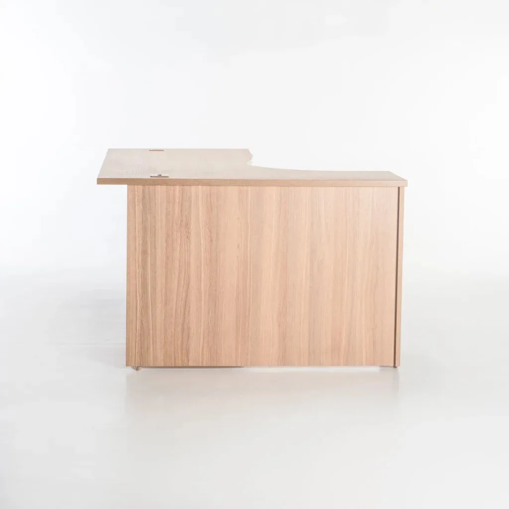 LOGO CORNER DESK