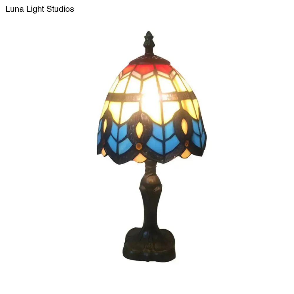 Peacock Stained Glass Desk Light - Classic Tiffany Design for Study Room