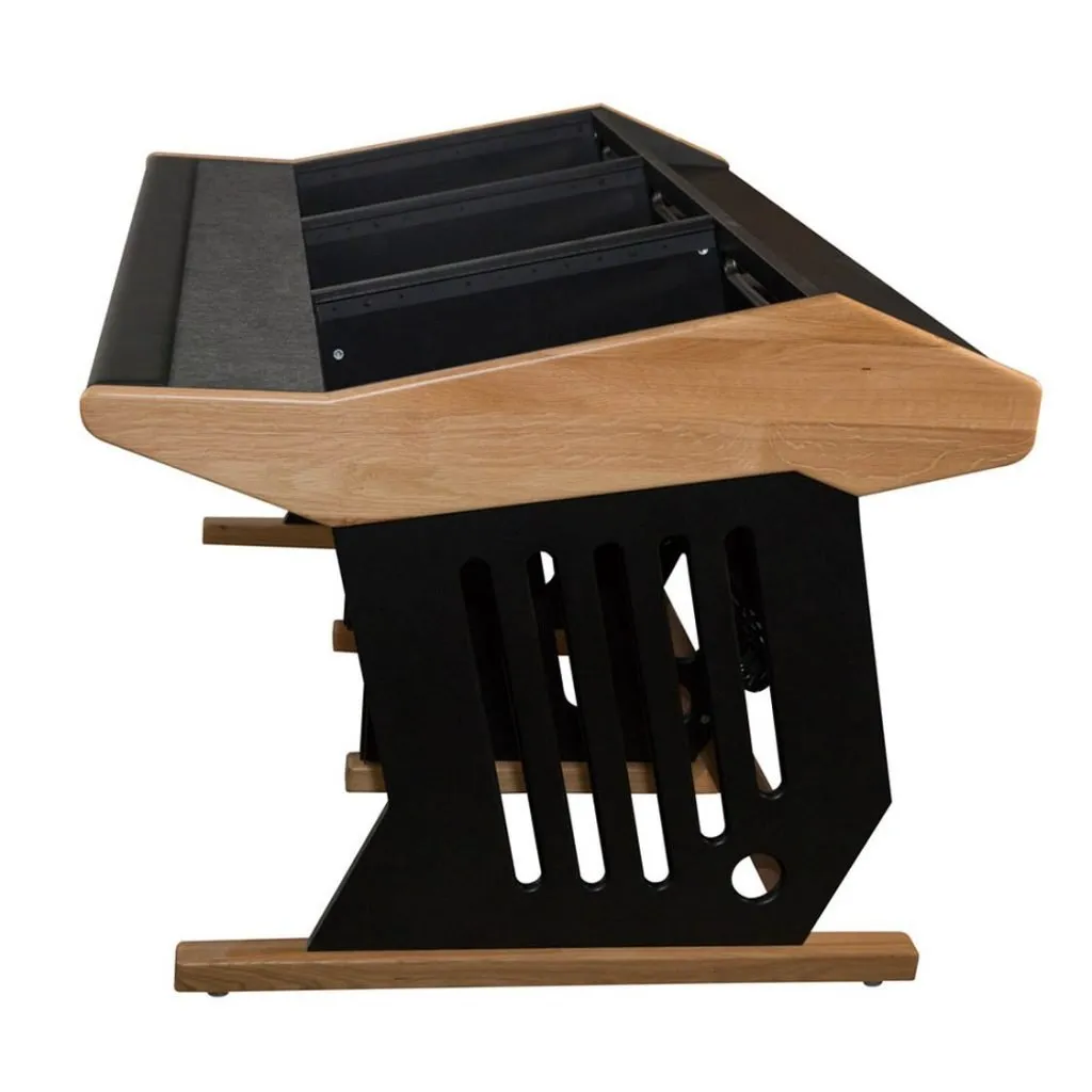 Zaor MAESTRO 36 Mastering Desk  18 RU
